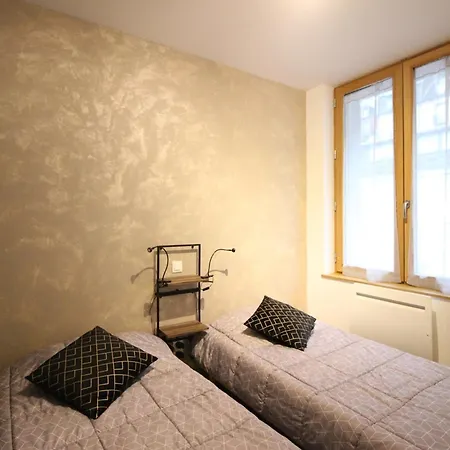 Beau F3 Avec Parking Et Animaux Acceptes, Proche Thermes - Fr-1-415-165