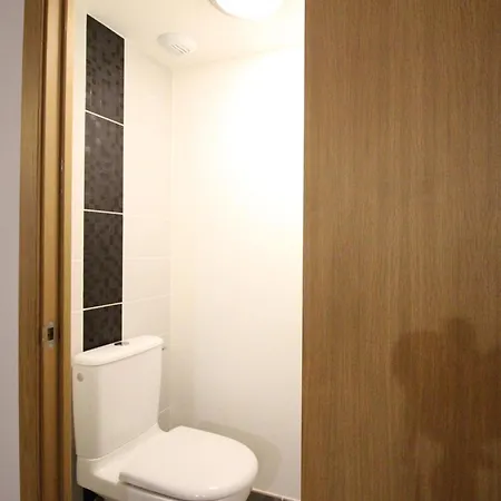 Apartament Beau F3 Avec Parking Et Animaux Acceptes, Proche Thermes - Fr-1-415-165 *